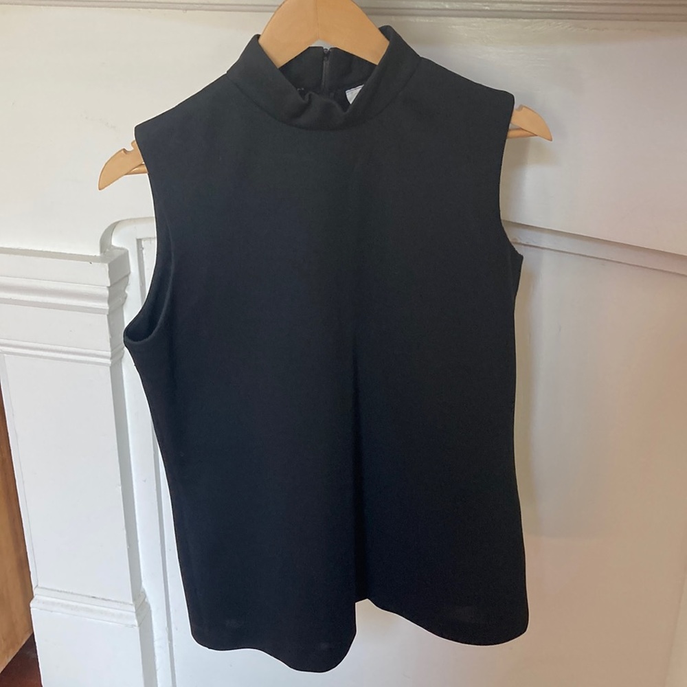 Vintage mockneck mod sleeveless blouse